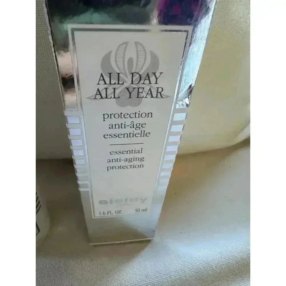Sisley All Day All Year Essential Anti-Aging Protection50ml 1.6floz New Unsealed - Picture 3 of 5